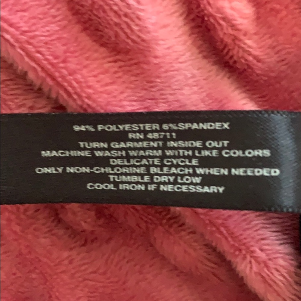 Spring, lightweight top! - Picture 6 of 6